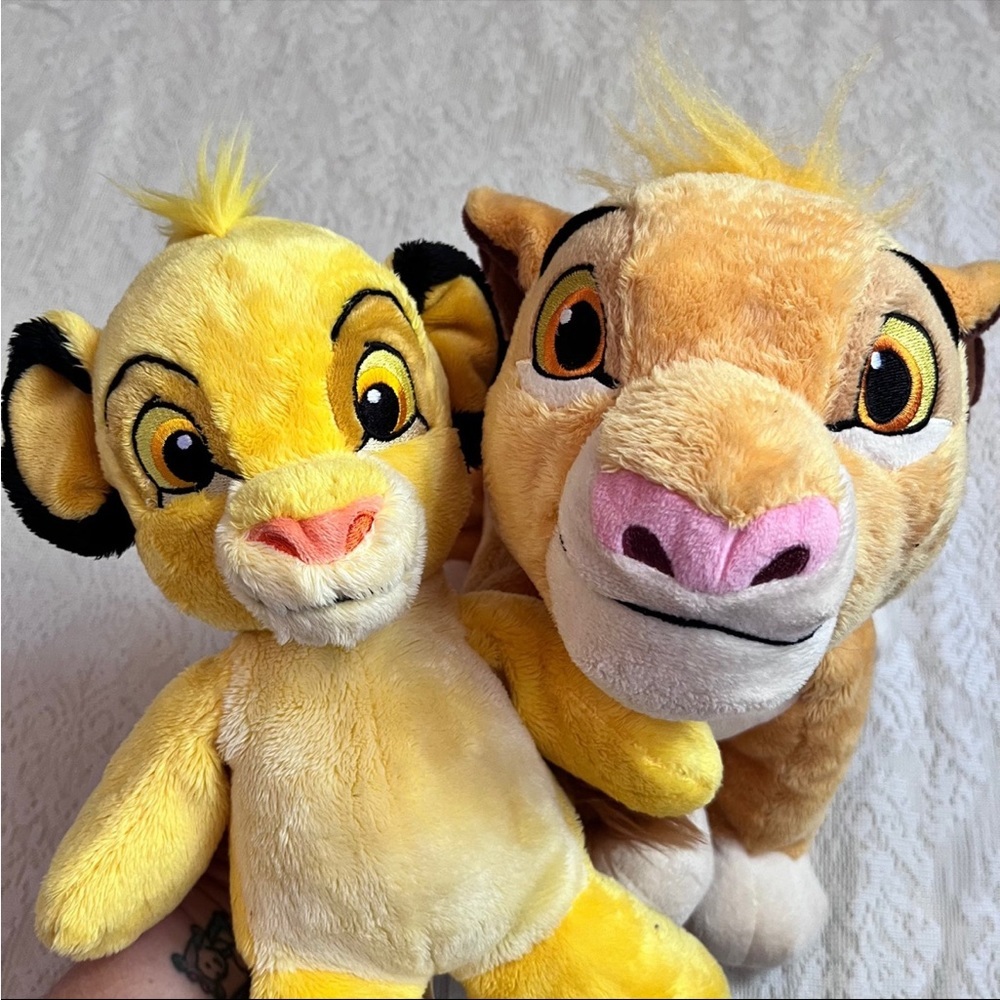 Disney Parks Lion King Simba plush bundle